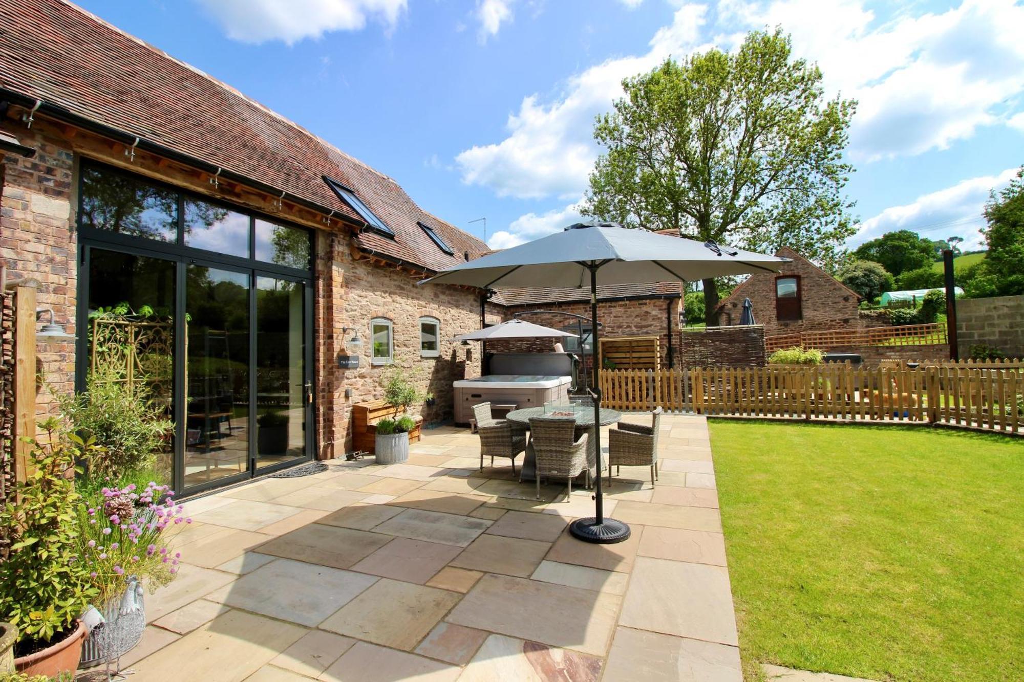 Ferienwohnung The Cart House - Beautiful Contemporary Barn - Hot Tub Bridgnorth Exterior foto