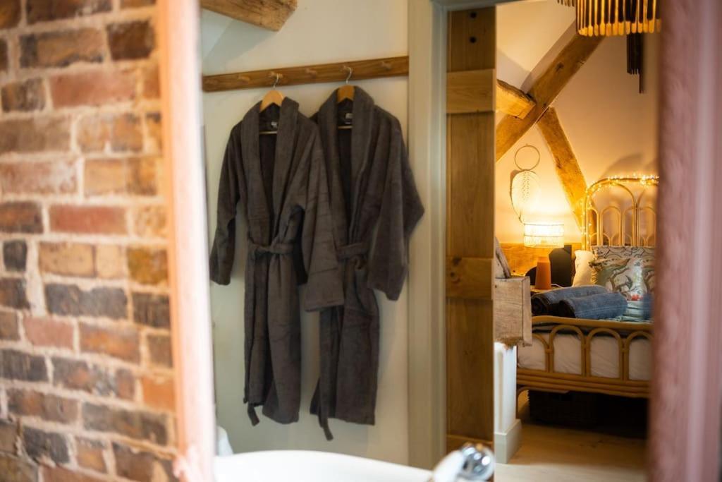 Ferienwohnung The Cart House - Beautiful Contemporary Barn - Hot Tub Bridgnorth Exterior foto